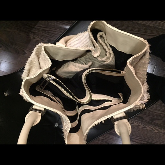 Burberry Prorsum feather leather handbag - Picture 1 of 11